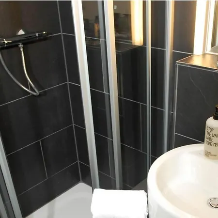 Zuhause Auf Zeit Bei Freunden In Koeln Apartmán